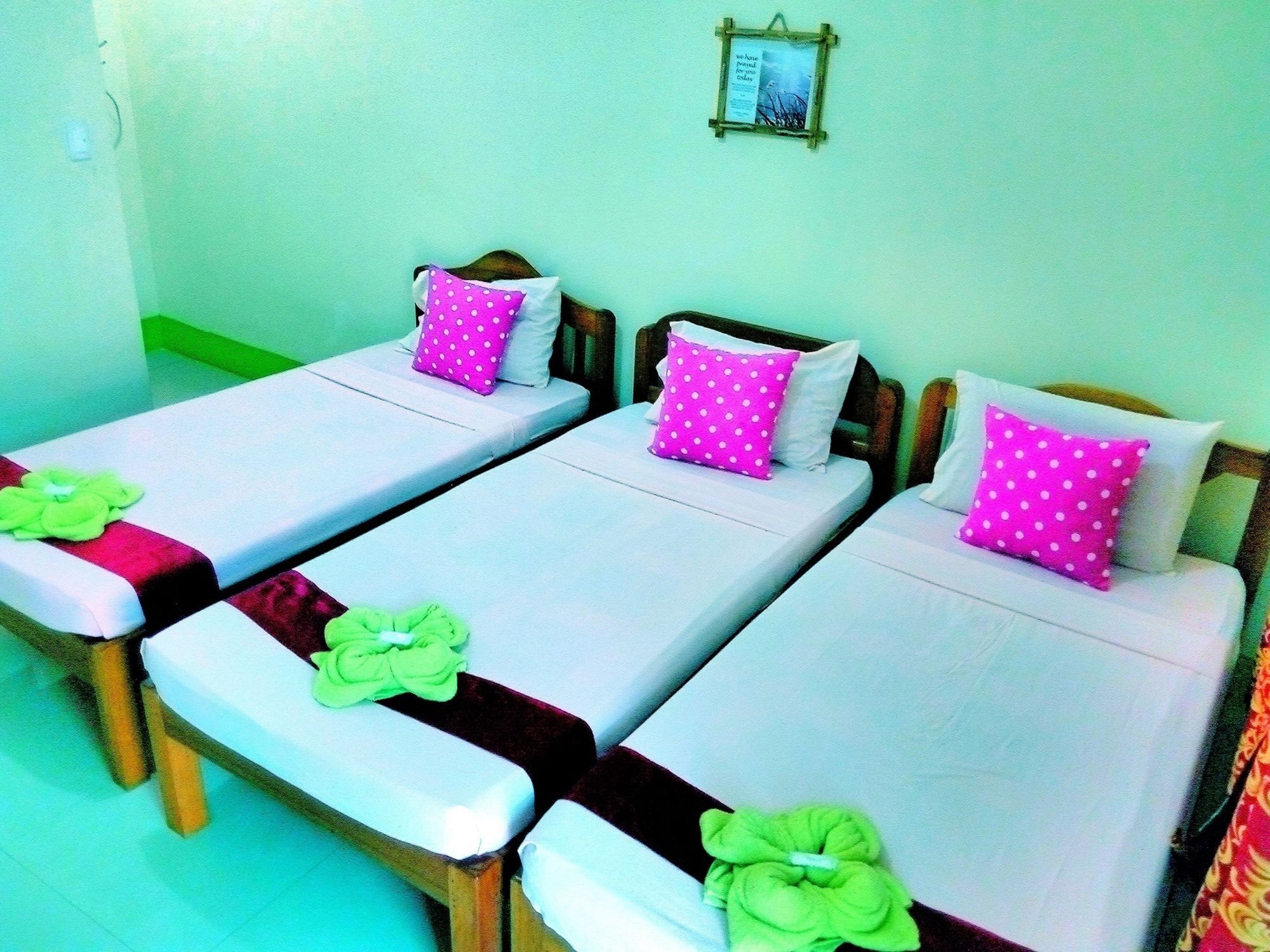 Green Park Tourist Inn Puerto Princesa Luaran gambar